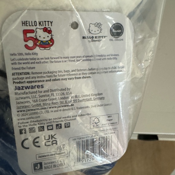 Los Angeles Dodgers Plush Hello Kitty 50th Anniversary Limited Edition - Picture 3 of 5